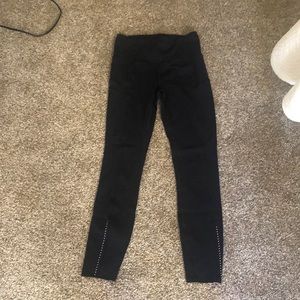 Black cropped leggings